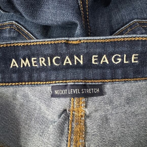 American Eagle SZ 8 Hi-Rise Shortie Jean Shorts Stretch Frayed Hems Whiskered - Picture 5 of 8